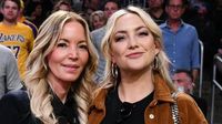 Kate Hudson and her family sit courtside at Los Angeles Lakers game