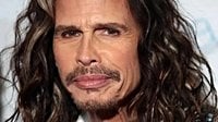 Steven Tyler Honors Singer as a “National Treasure”