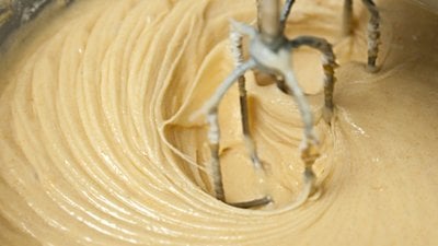 Kek Miksleri ile İlişkili E. coli Salgını: Kek Yaparken Çiğ Hamur Tüketmekten Kaçının!