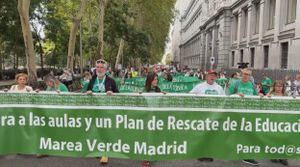 Massive Protest Erupts In Madrid For Public Education