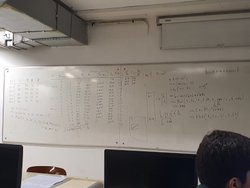 Zaman serileri ile alakalı tahtaya yazılan değerleri nasıl bulunuyor, tabloda 5 yıl var sadece 3 yılın değerleri yazılmış, neden?