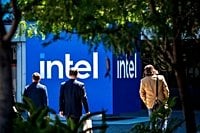 Trump Administration in Talks to Take a 10% Stake in Intel