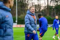 Opstelling Oranje binnen: Koeman geeft Frimpong en Kluivert kans tegen Spanje