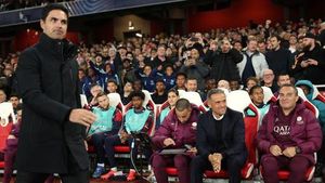 Arsenal And PSG Set For Thrilling Champions League Clash