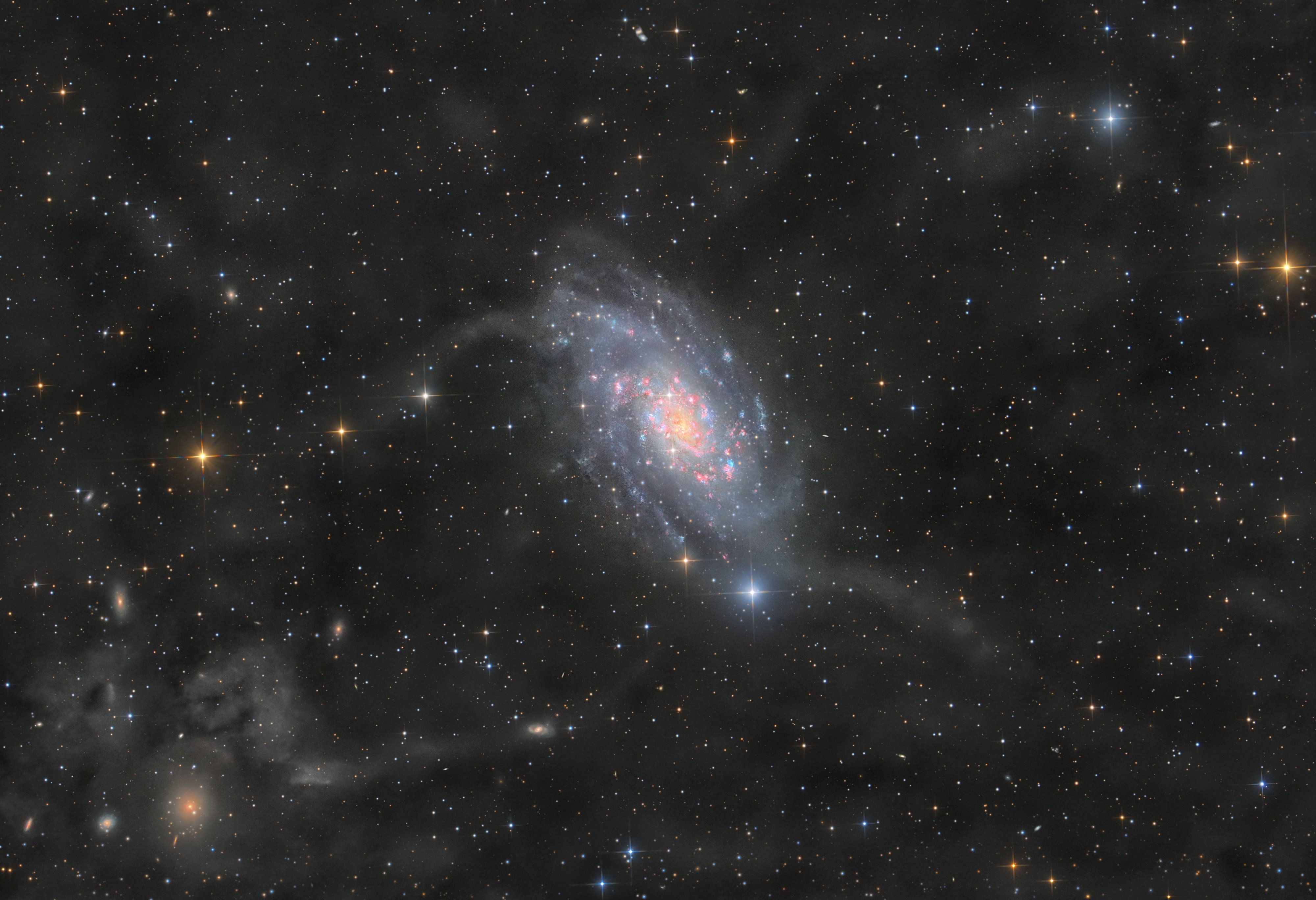 NGC 2403 Camelopardalis'te