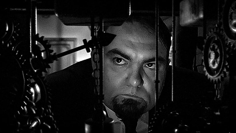 Laplace'ın Şeytanı adlı filmden bir sahne. Giordano Giulivi’nin yönettiği İtalya yapımı film özgür iradeyi sorgulamaktadır.