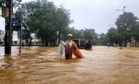 Record rainfall floods central Vietnam, thousands evacuated | News.az