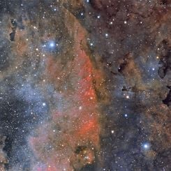  Colorful Star Clouds in Cygnus 