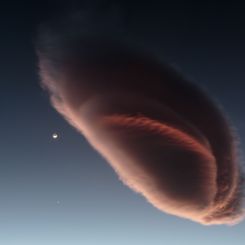  Lenticular Cloud, Moon, Mars, Venus 