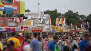 Love Stories Bloom At The State Fair