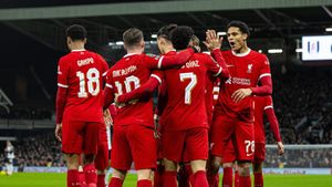 Liverpool And Fulham Battle To Thrilling 2-2 Draw At Anfield