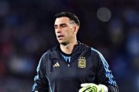 Emi Martinez expected to be reintegrated into Aston Villa squad after failed Man Utd move