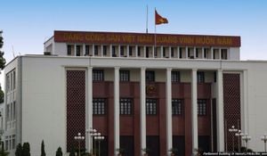 Vietnam Plans Constitutional Amendments Amid Administrative Reforms