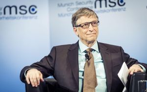 Bill Gates And Carlo Conti Headline Che Tempo Che Fa