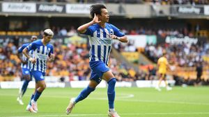 Mitoma Sparks Brighton To Dramatic Victory Over Liverpool