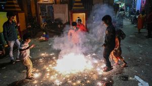 Diwali Celebrations Deteriorate Air Quality Across South Asia