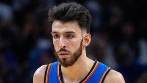 Thunder Dominate Hawks As Holmgren Finds Offensive Rhythm