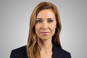 Quebec Minimum Wage Increase Fails To Meet Living Costs