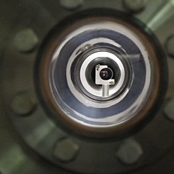  Holometer: A Microscope into Space and Time 