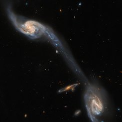 Gökadalar: Hubble'dan Wild Üçlüsü