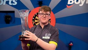 Keane Barry Thrills At World Darts Championship