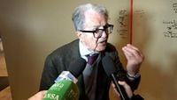 Romano Prodi sbotta su Ventotene e aggredisce giornalista di Quarta Repubblica: 