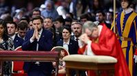 Vaticano Celebra Pasión de Cristo Sin el Papa Francisco; JD Vance Asiste a la Ceremonia
