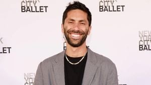 Nev Schulman Rises To Guide Runner Role After Injury