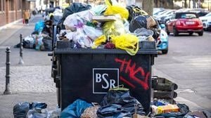 Berlin Waste Collection Resumes After Week-Long Strike