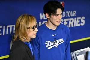 YOSHIKI Shines At MLB Opening Game In Tokyo Dome