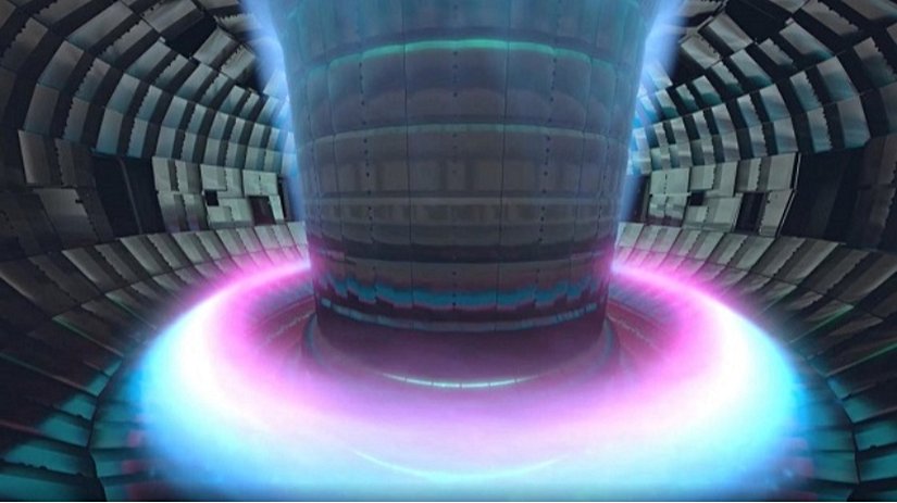 Füzyon reaktörünün içten bir görüntüsü.