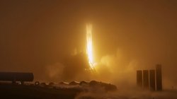 SpaceX, 2025’teki 1.000. Starlink Uydusunu Fırlattı: Vandenberg’den Başarılı Lansman.