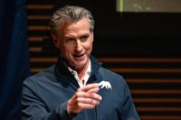 Gavin Newsom is expertly trolling Fox News stars by mimicking Trump online