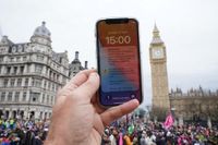 London sees record 116,000 phone thefts in 2024 - equivalent to 13 an HOUR