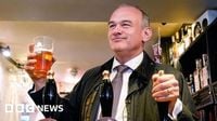 Lib Dems call for 5% VAT cut for pubs and restaurants