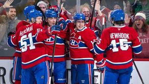 Canadiens Rally Past Senators, Ending Their Six-Game Streak