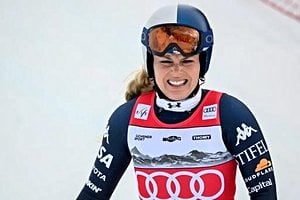 Lindsey Vonn Injured In Crans-Montana Downhill Crash As Olympic Hopes Hang In Balance