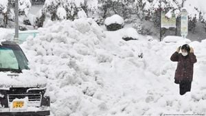 Japan Faces Record Snowfall Disruption Amidst Severe Weather