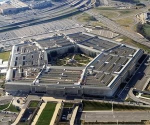 Pentagon HR Chief Faces Scrutiny Over DEI Vaccine Mandates