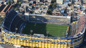 Boca Juniors Faces Rosario Central Amid Managerial Changes