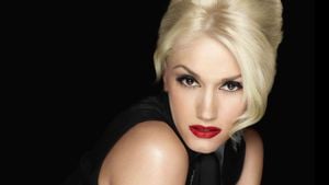 Gwen Stefani Leads Holiday Prayers Amid Celebrity Controversies