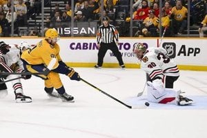 Blackhawks Blow Late Lead In Frustrating Loss To Predators