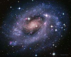 NGC 300: Yıldızlarla Dolu Bir Galaksi