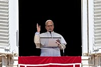 US-born Pope Leo condemns ‘pandemic of arms’ as he prays for victims of Minnesota school shooting