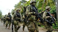 Japan bereitet sich auf Krieg vor: Luftabwehr, Evakuierungen, Stützpunkte