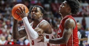 Arkansas Upsets Missouri To Boost NCAA Hopes