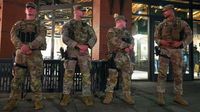 National Guard troops in Washington, DC, begin carrying weapons | CNN Politics