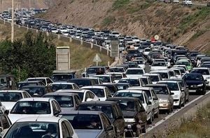 Heavy Rain Affects Traffic Conditions Across Iran's Major Provinces