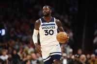 Julius Randle To Sign Three-Year Contract With Timberwolves