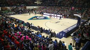 UNC Wilmington Edges Charleston 68-67 To Reach CAA Championship